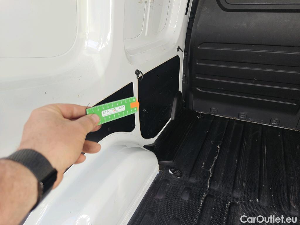  Mercedes  Citan MERCEDES-BENZ  / 2021 / 4P / furgón derivado de turismo 110 CDI 70kW Furgón Base Largo (AC) #36