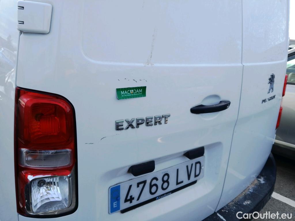  Peugeot  Expert PEUGEOT  / 2016 / 4P / furgón Furgón Premium 1.5 BlueHDi 100 Standard (AC) #17