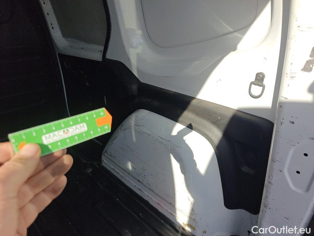  Mercedes  Citan MERCEDES-BENZ  / 2021 / 4P / furgón derivado de turismo 110 CDI 70kW Furgón Base Largo (AC) #40