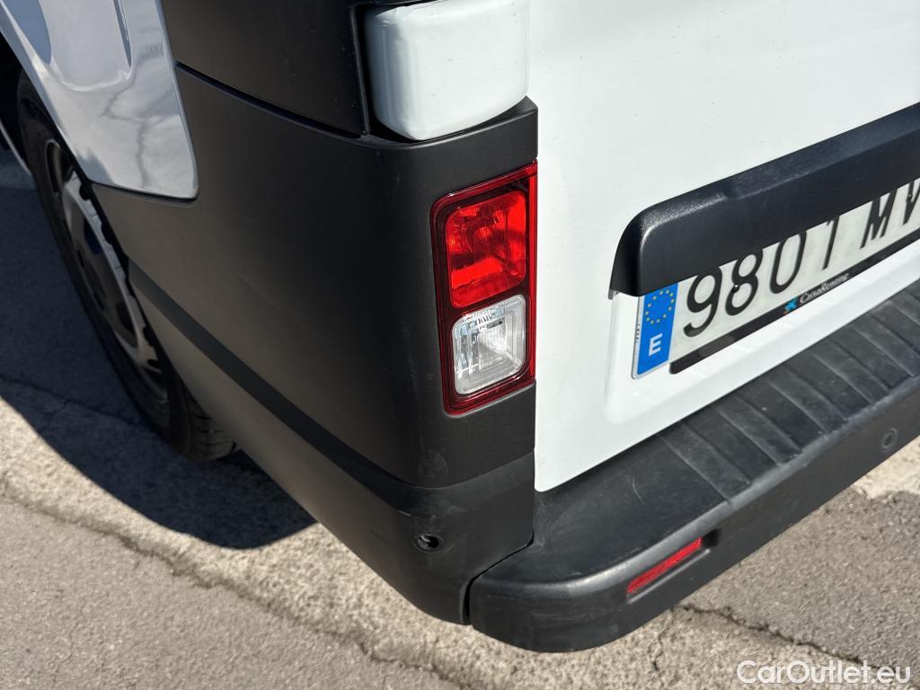  Renault  Trafic RENAULT  / 2021 / 4P / furgón Furgón L1H1 Blue dCi 96 Kw (130 CV) (AC2) #8