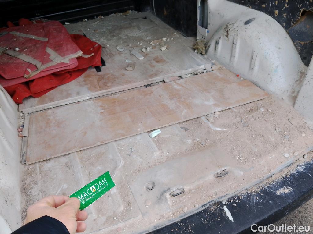  Peugeot  Expert PEUGEOT  / 2016 / 4P / furgón Furgón Premium 1.5 BlueHDi 100 Standard (AC) #10