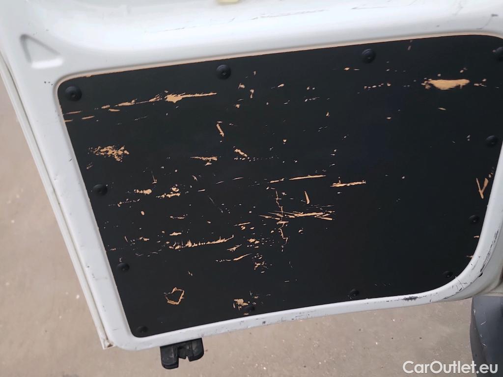  Volkswagen  Caddy VOLKSWAGEN  / 2015 / 4P / combi Business 2.0 TDI 55kW (75CV) BMT #17