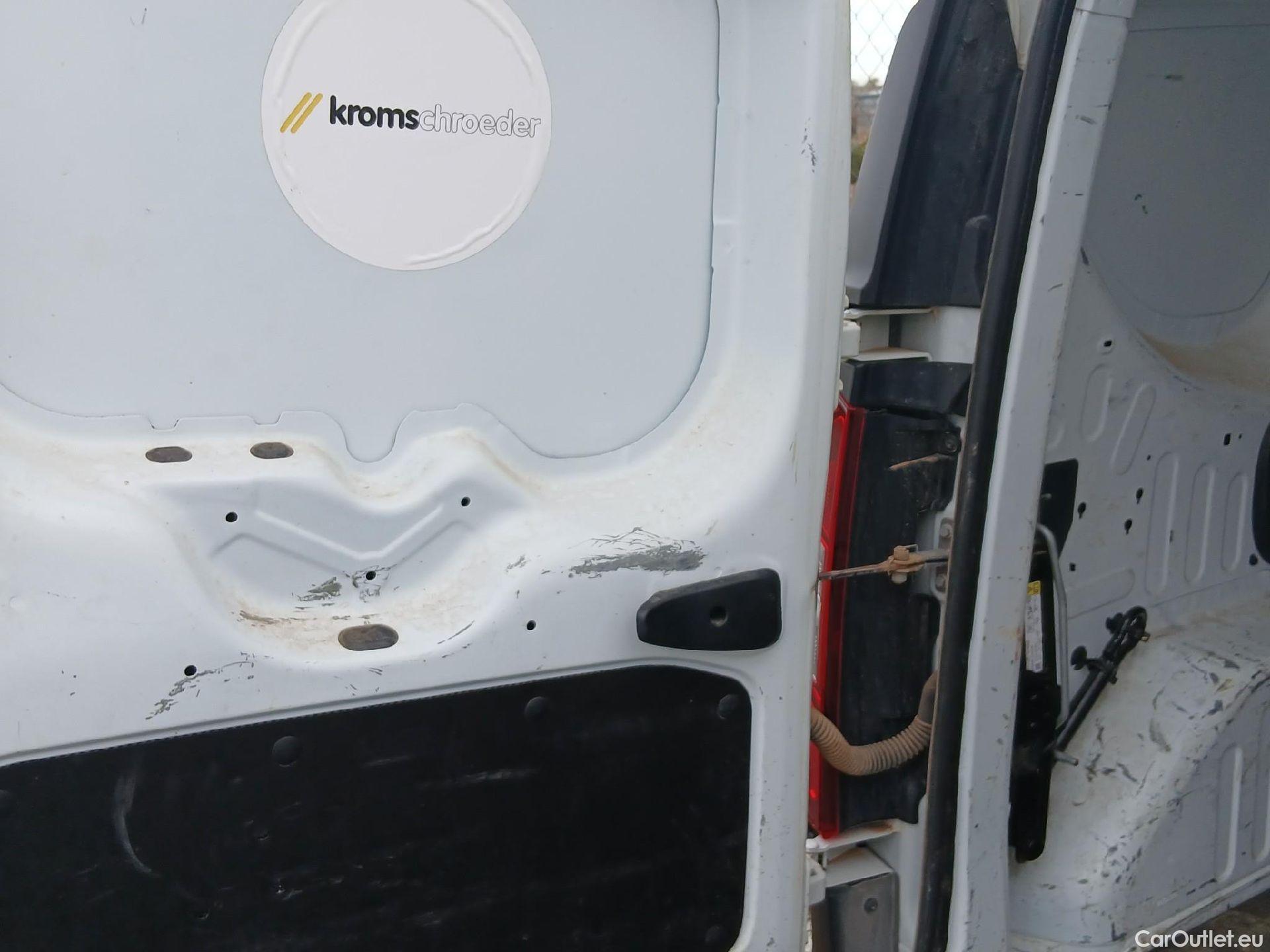  Renault  EXPRESS RENAULT  / 2021 / 4P / furgón derivado de turismo Confort 1.5 Blue dCi 55 kW (75 cv) #6