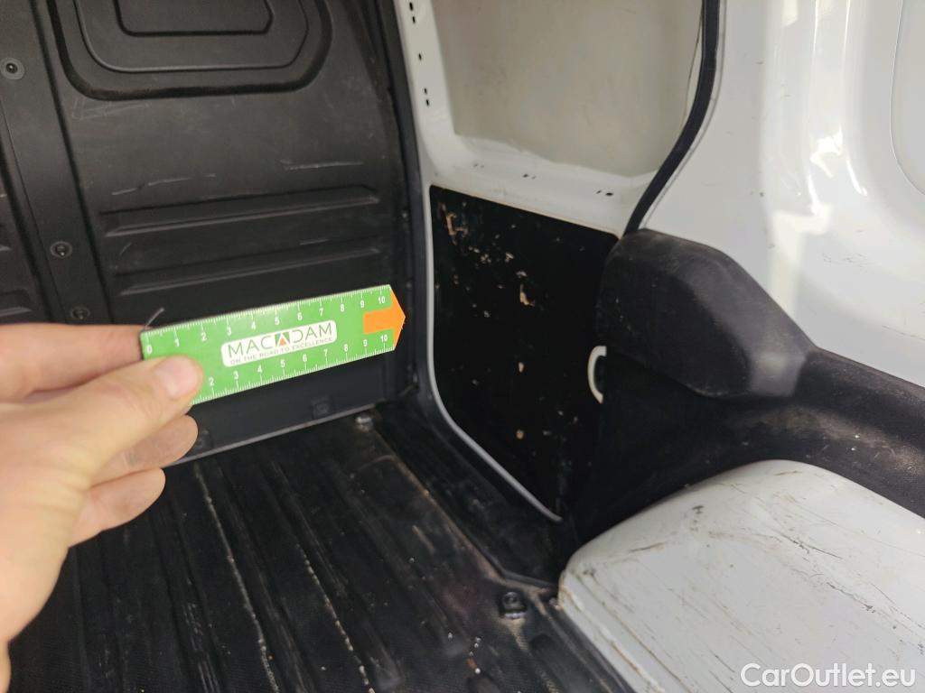  Mercedes  Citan MERCEDES-BENZ  / 2021 / 4P / furgón derivado de turismo 110 CDI 70kW Furgón Base Largo (AC) #1