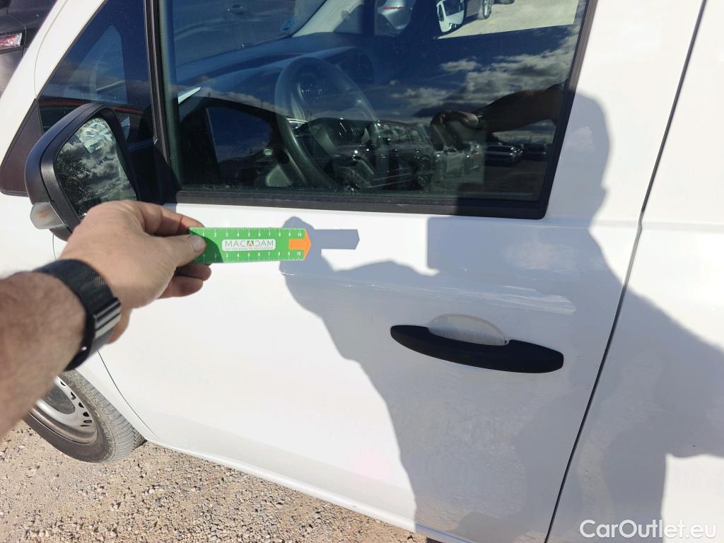  Mercedes  Citan MERCEDES-BENZ  / 2021 / 4P / furgón derivado de turismo 110 CDI 70kW Furgón Base Largo (AC) #26