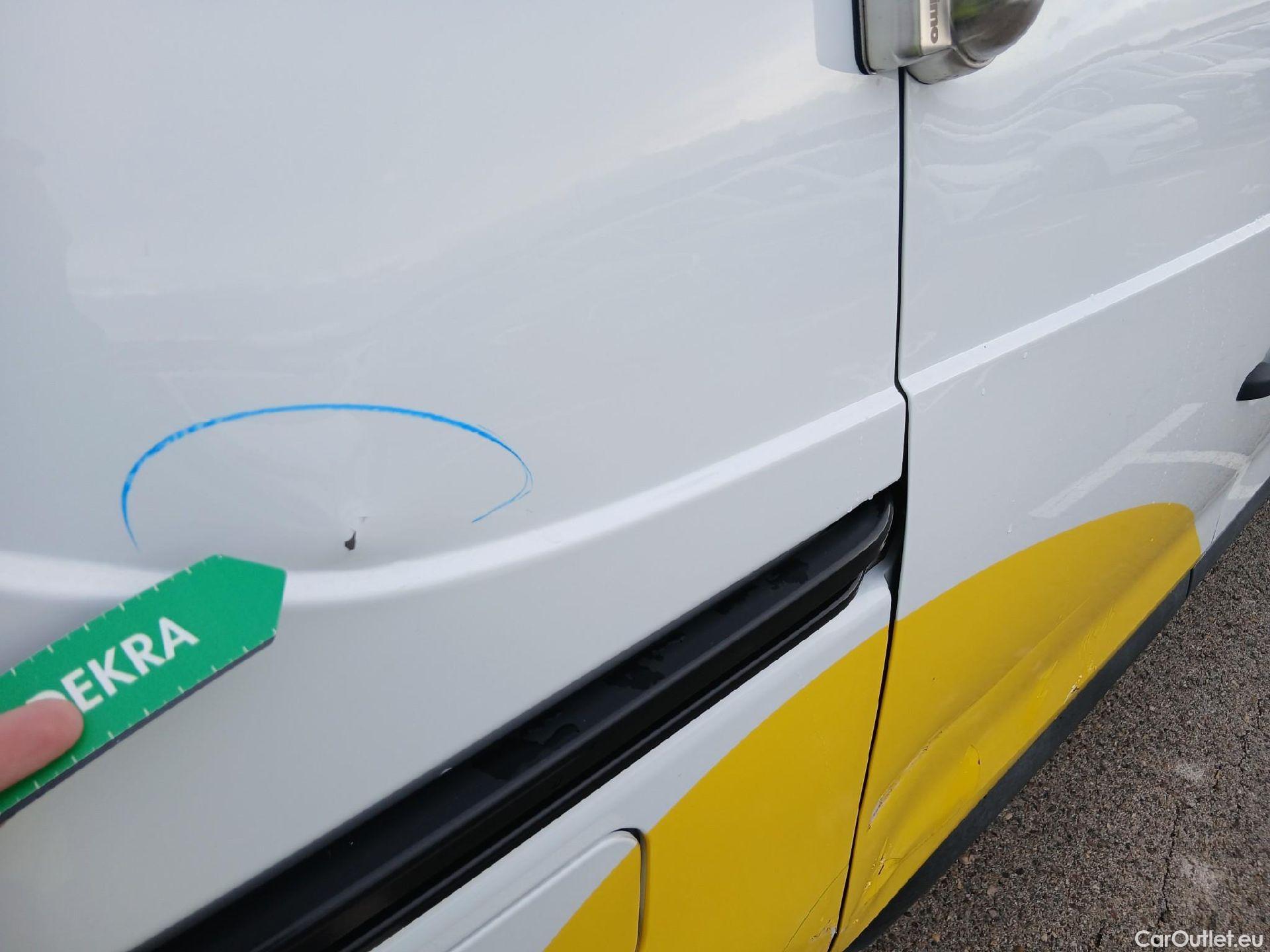  Renault  EXPRESS RENAULT  / 2021 / 4P / furgón derivado de turismo Confort 1.5 Blue dCi 55 kW (75 cv) #24