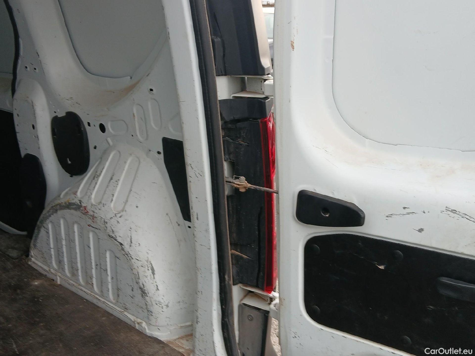  Renault  EXPRESS RENAULT  / 2021 / 4P / furgón derivado de turismo Confort 1.5 Blue dCi 55 kW (75 cv) #5