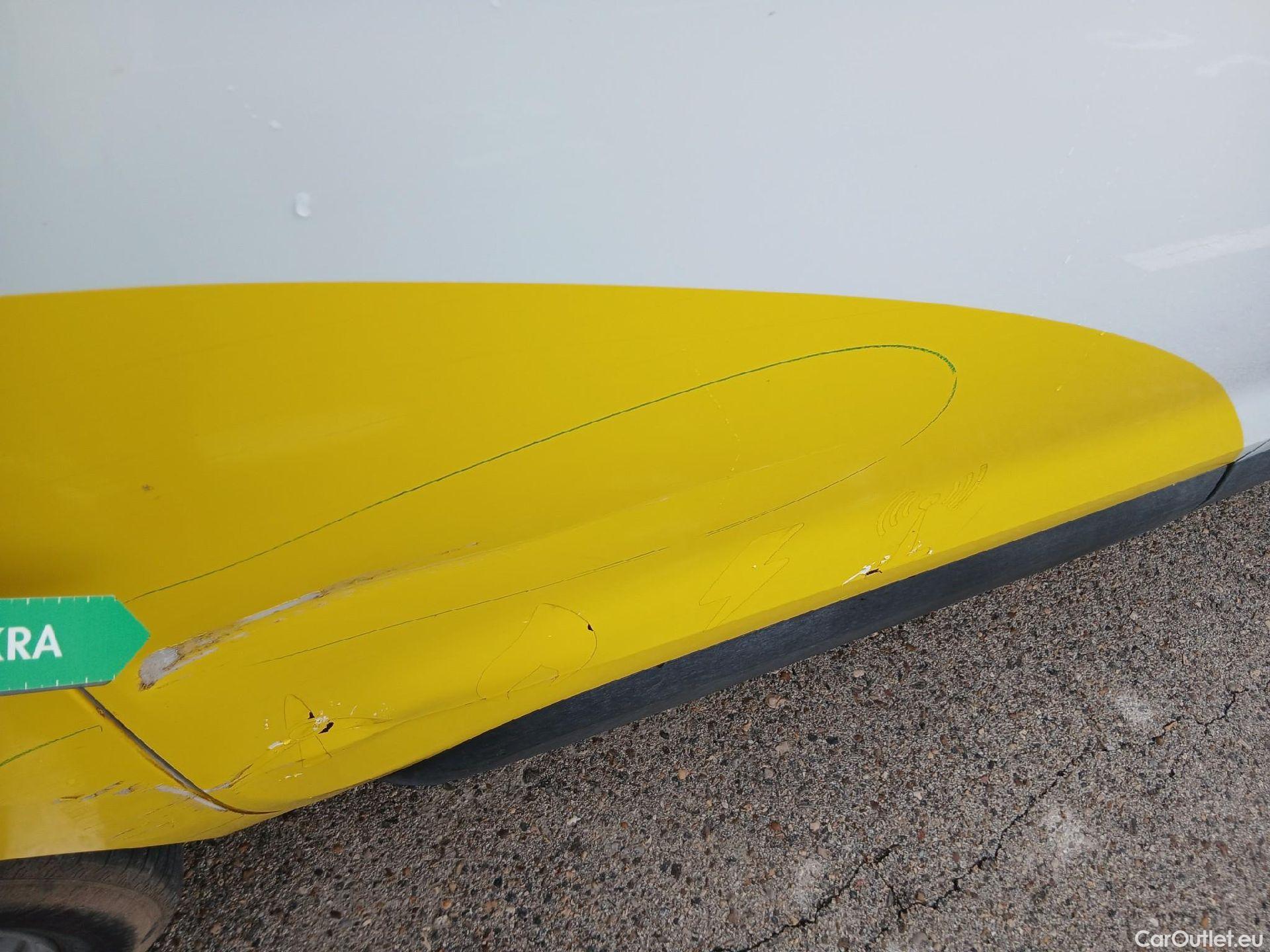  Renault  EXPRESS RENAULT  / 2021 / 4P / furgón derivado de turismo Confort 1.5 Blue dCi 55 kW (75 cv) #26