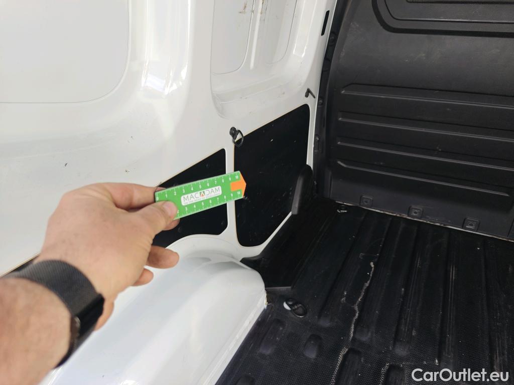  Mercedes  Citan MERCEDES-BENZ  / 2021 / 4P / furgón derivado de turismo 110 CDI 70kW Furgón Base Largo (AC) #35