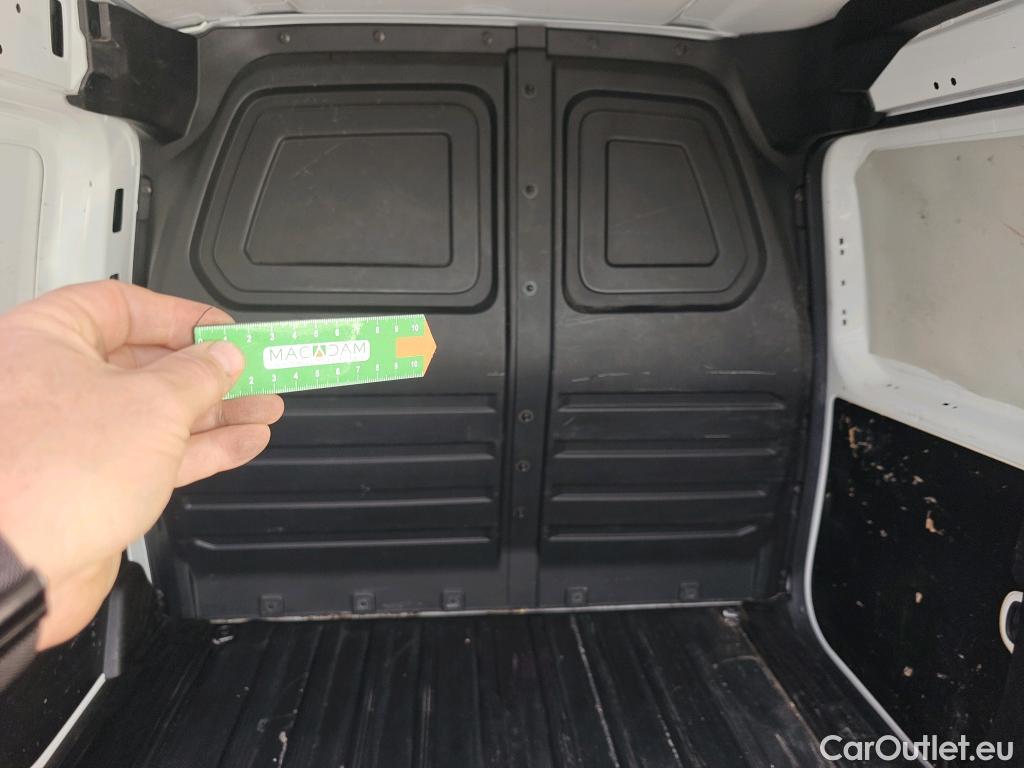  Mercedes  Citan MERCEDES-BENZ  / 2021 / 4P / furgón derivado de turismo 110 CDI 70kW Furgón Base Largo (AC) #24