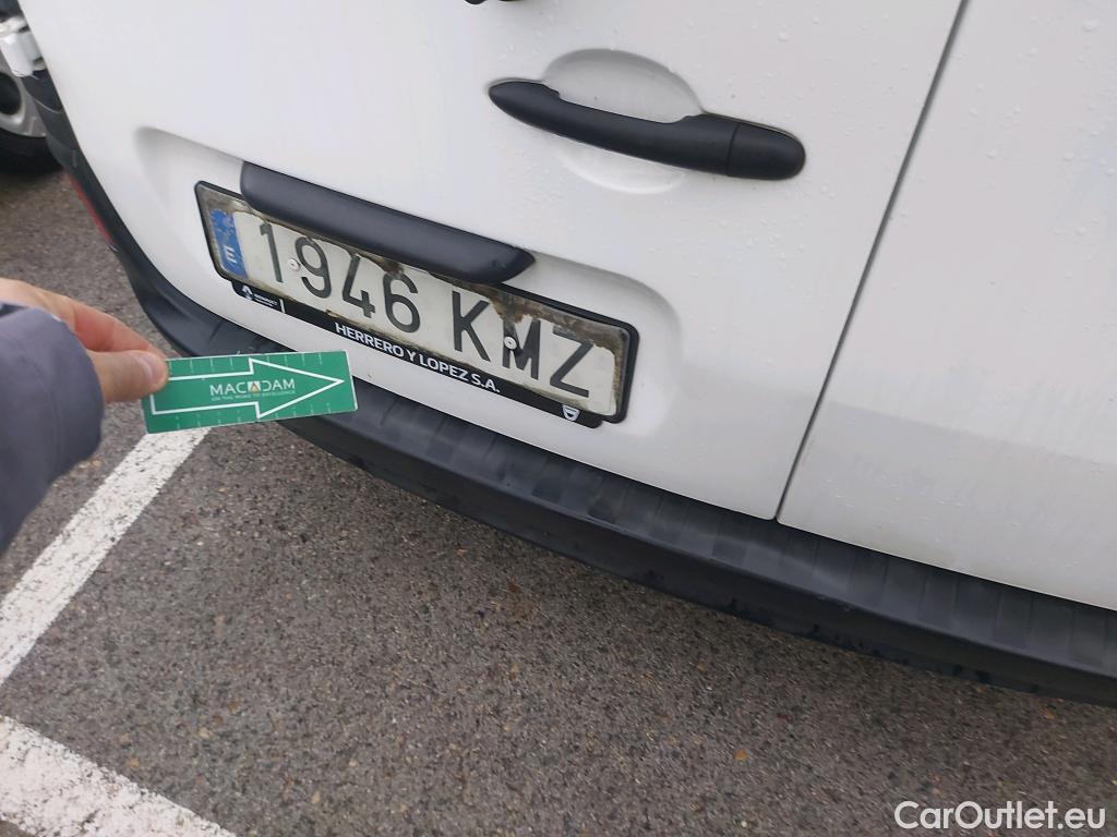  Renault  Kangoo RENAULT  Combi / 2013 / 4P / combi Profesional M1-AF En. dCi 66kW (90CV) E6 #12