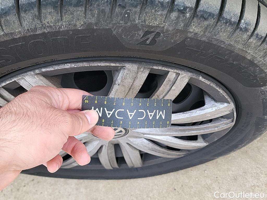  Volkswagen  Caddy VOLKSWAGEN  / 2015 / 5P / monovolumen compacto Maxi Trendline 2.0 TDI 75kW (102CV) BMT #16