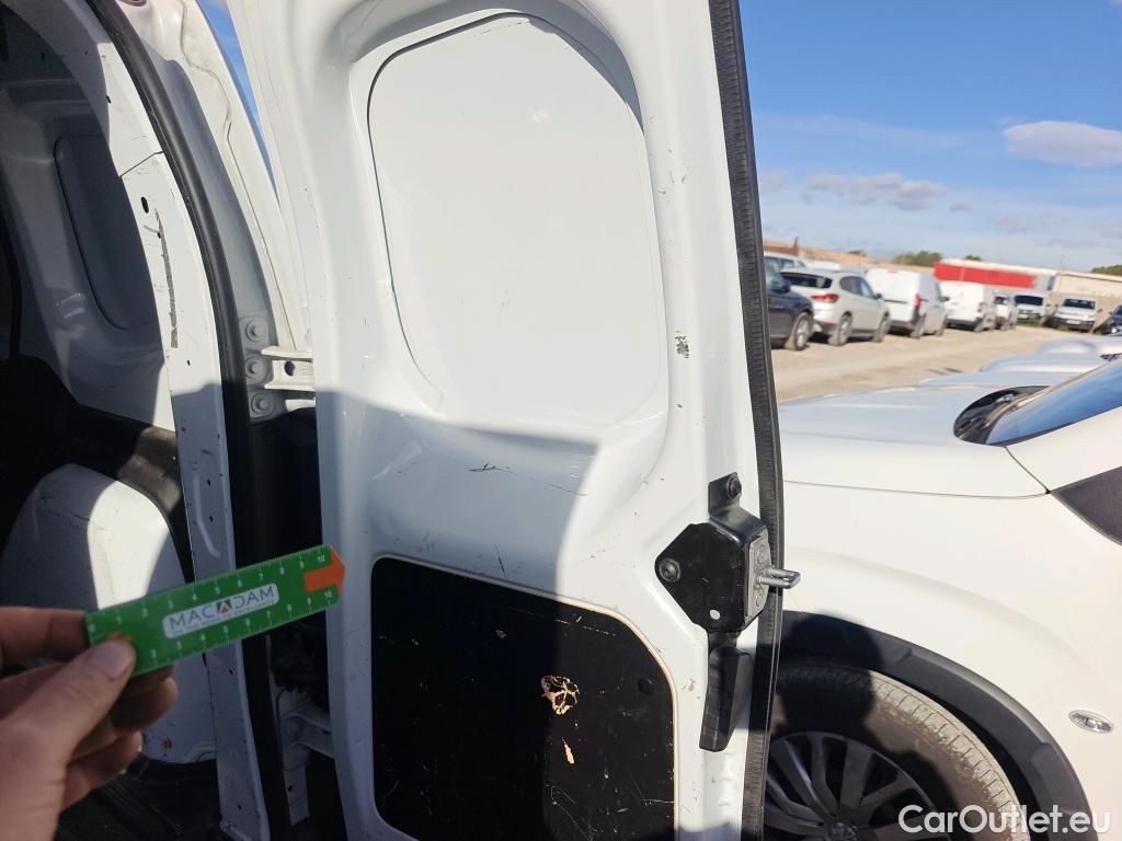  Mercedes  Citan MERCEDES-BENZ  / 2021 / 4P / furgón derivado de turismo 110 CDI 70kW Furgón Base Largo (AC) #14