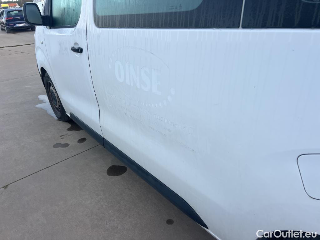  Opel  Vivaro OPEL  / 2019 / 4P / combi 1.5 Diésel 88kW (120CV) L Std Express #12