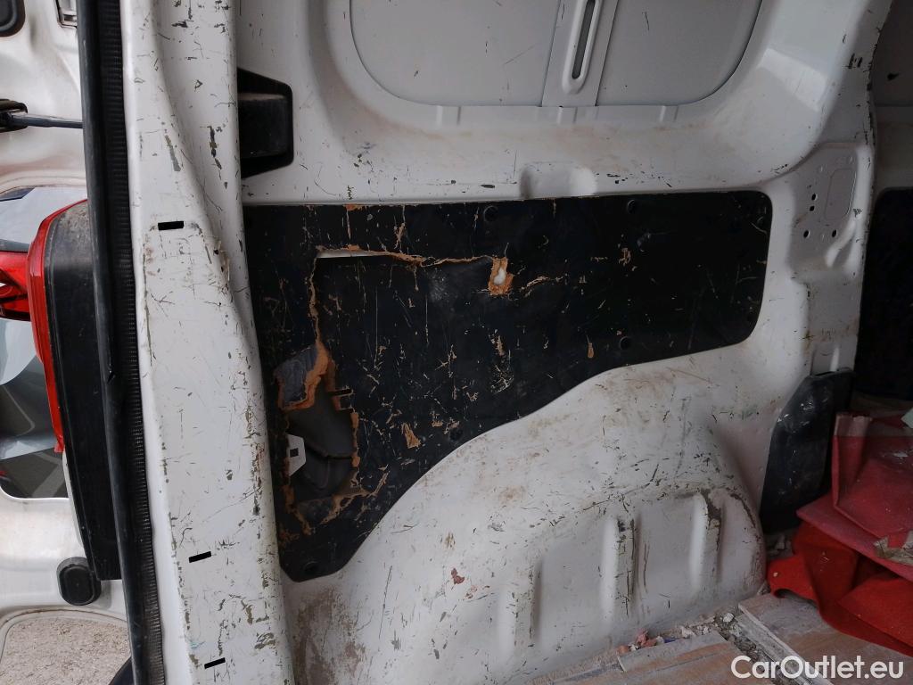  Peugeot  Expert PEUGEOT  / 2016 / 4P / furgón Furgón Premium 1.5 BlueHDi 100 Standard (AC) #37