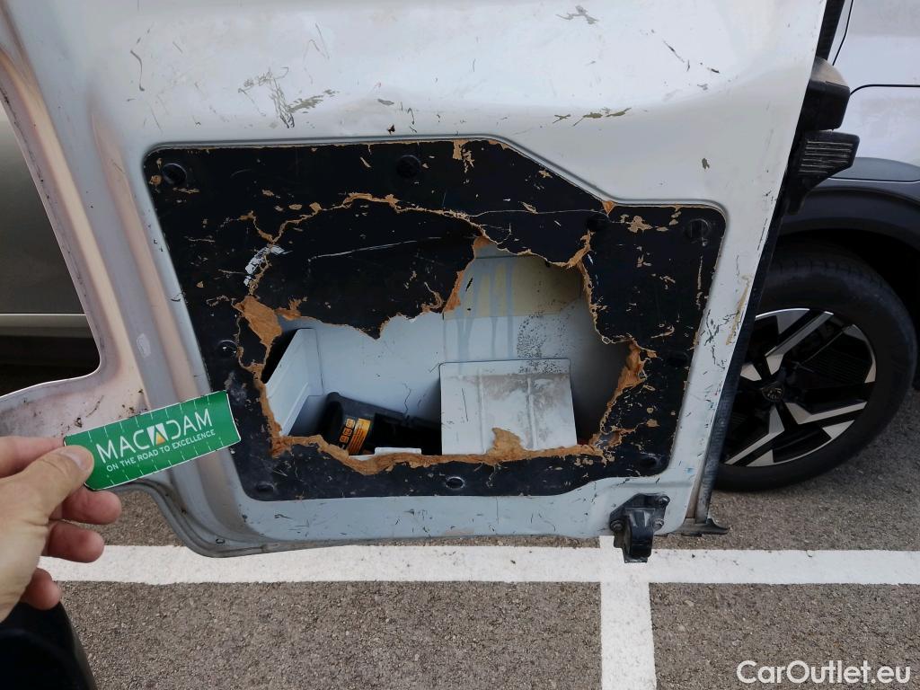  Peugeot  Expert PEUGEOT  / 2016 / 4P / furgón Furgón Premium 1.5 BlueHDi 100 Standard (AC) #51