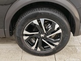  Peugeot  2008 Peugeot  Allure 1.2 Puretech 130 5d #19