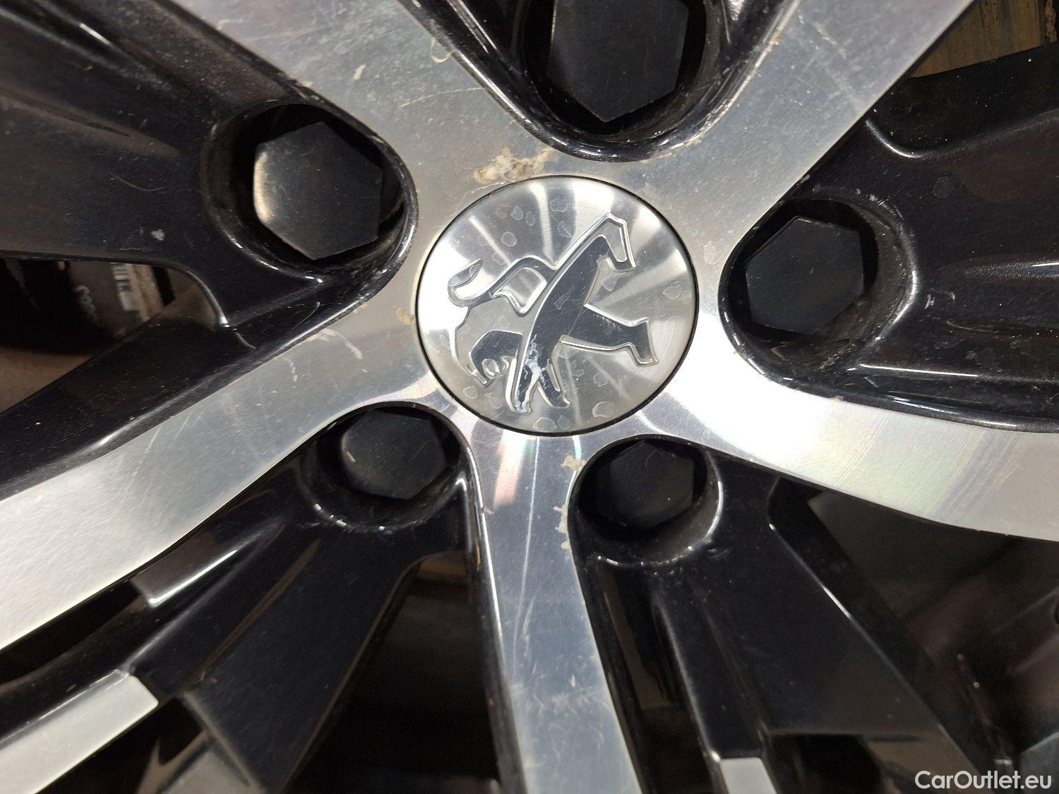  Peugeot  5008 Peugeot,  '16, Peugeot  1.5 BlueHDi 96kW S&S EAT8 Allure 5d #11