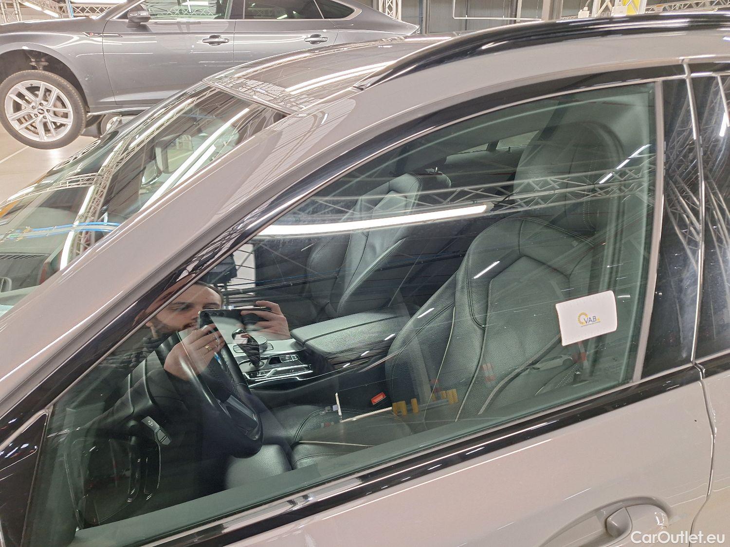  Bmw  Serie 5 BMW, 5-serie To FL'20, BMW 5 Reeks Touring 518d Aut. (110 kW) 5d #25