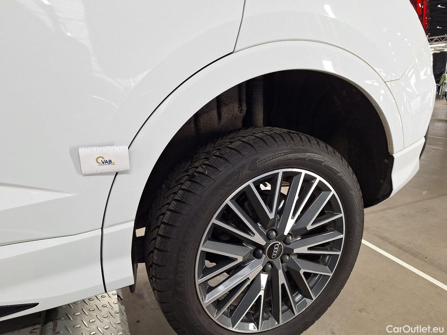  Audi  Q3 Audi,  SB '19, Audi  Sportback 35 TDI S tronic S Line Business  #7