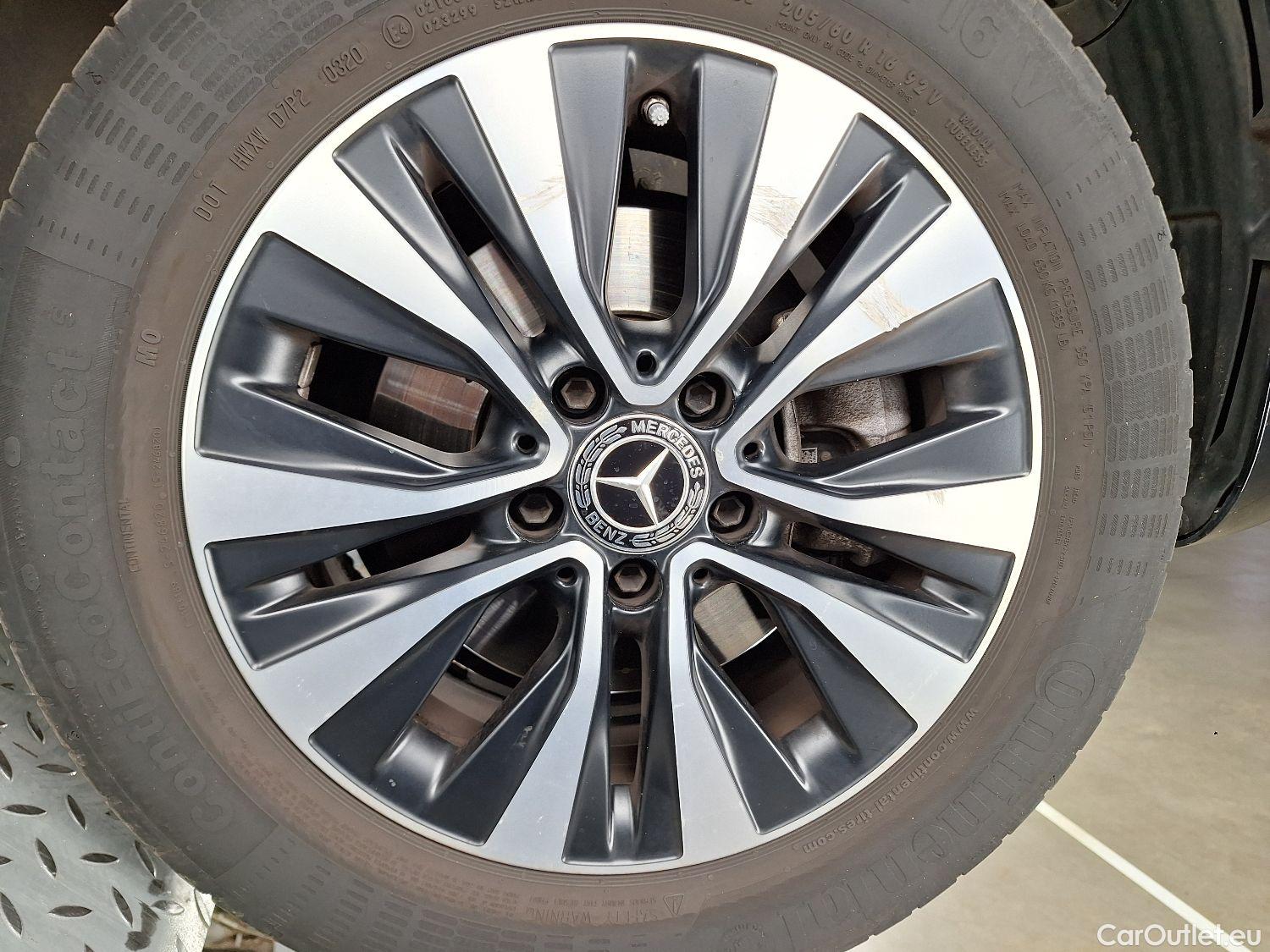  Mercedes  A-Klasse Mercedes, A-Class Berline '18, Mercedes-Benz  Limousine A 180 d DCT Busin #1