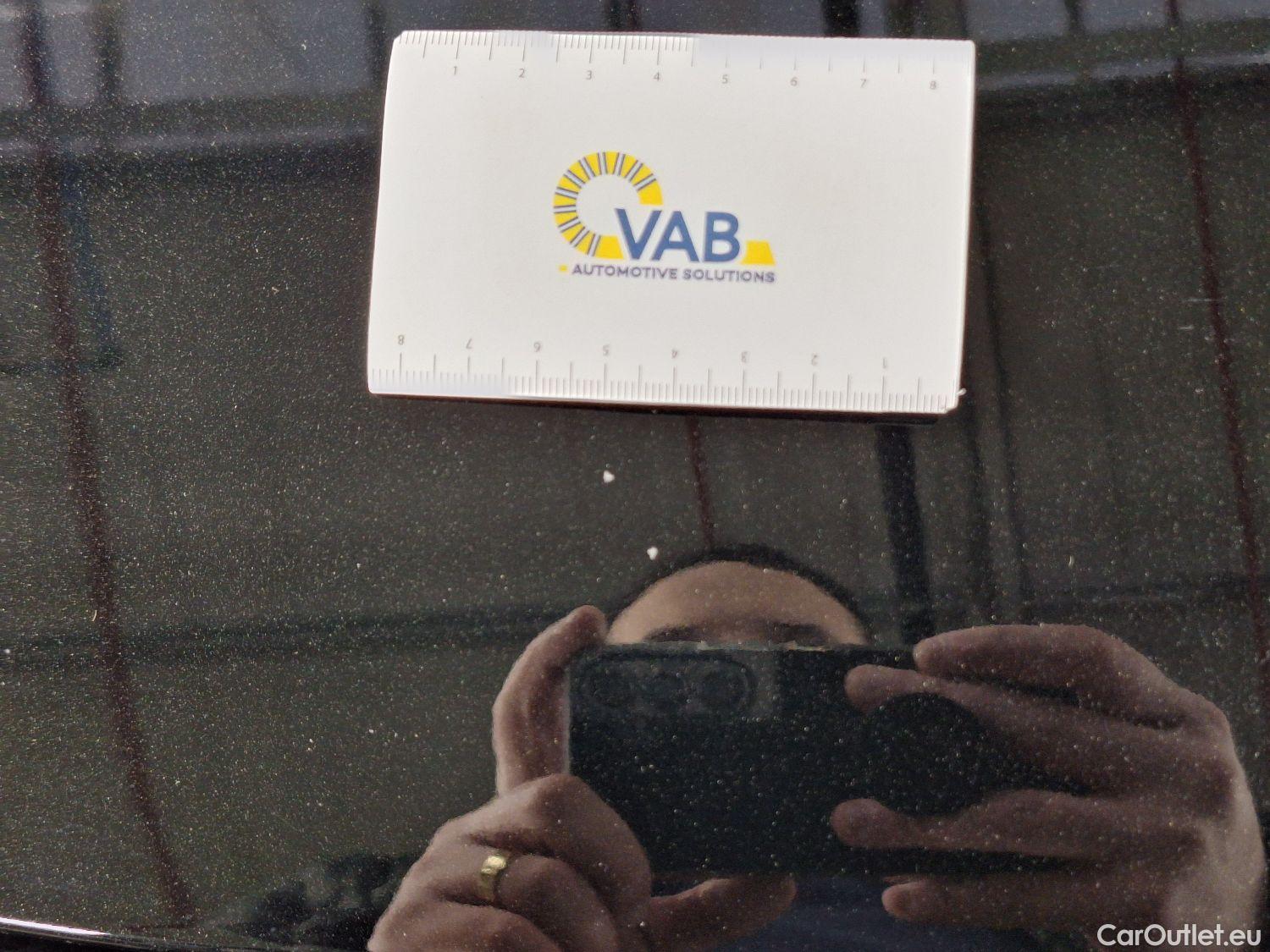  Mercedes  A-Klasse Mercedes, A-Class Berline '18, Mercedes-Benz  Limousine A 180 d DCT Busin #52