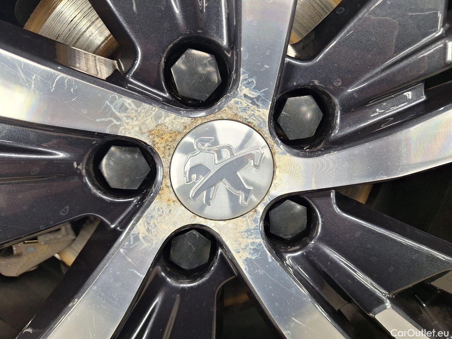  Peugeot  5008 Peugeot,  '16, Peugeot  1.5 BlueHDi 96kW S&S EAT8 GT Line 5d #5