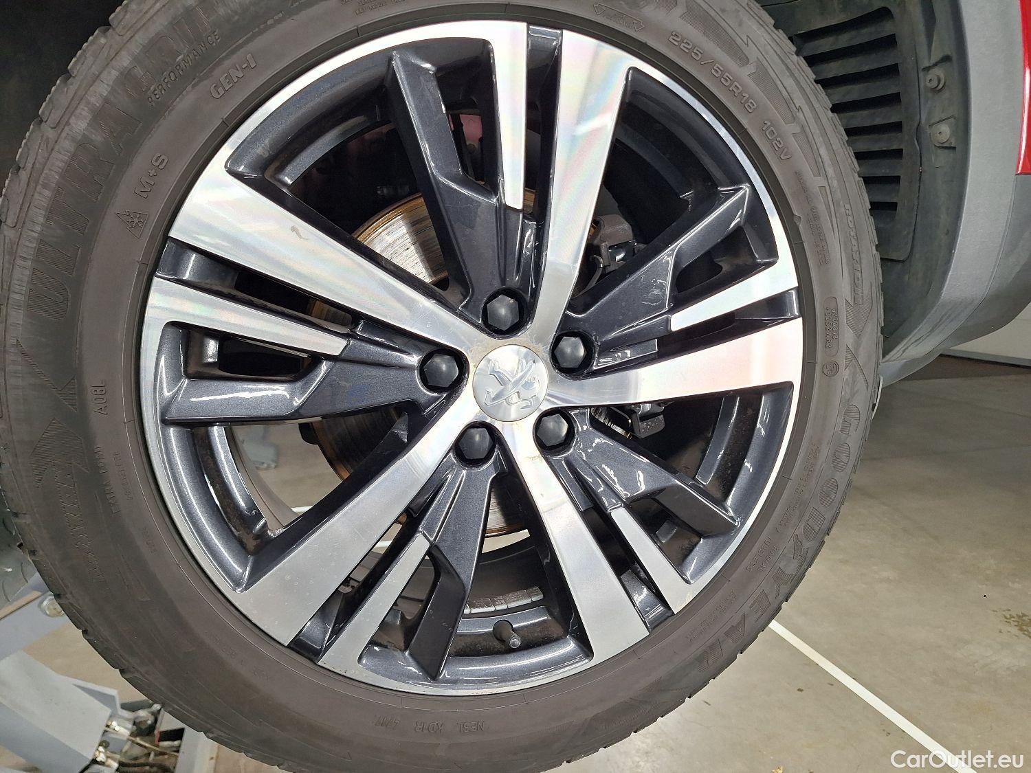  Peugeot  5008 Peugeot,  '16, Peugeot  1.5 BlueHDi 96kW S&S EAT8 GT Line 5d #1