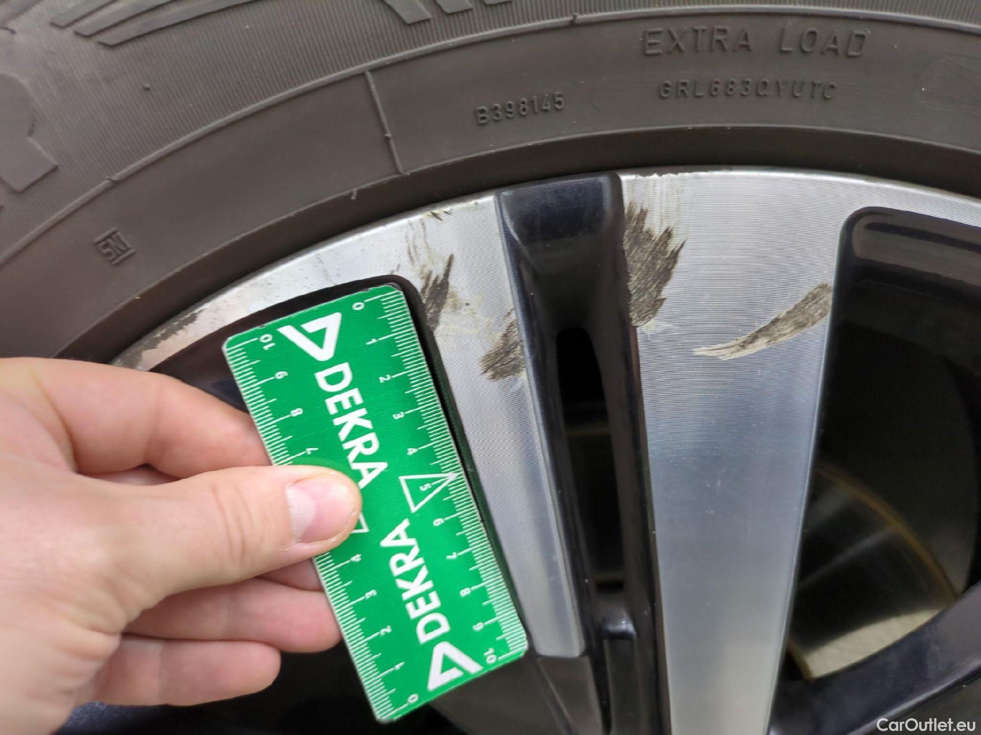  Peugeot  3008  Allure Business 1.5 HDi 130CV BVA8 E6d #18