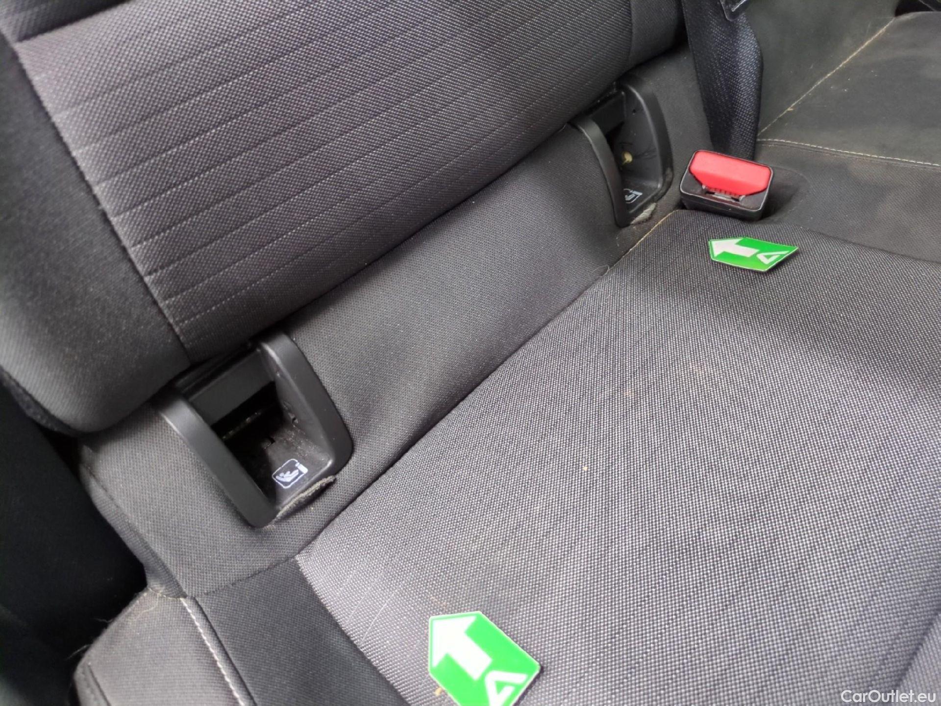  Renault  Arkana RENAULT  / 2021 / 5P / SUV Business TCe 140 EDC #30