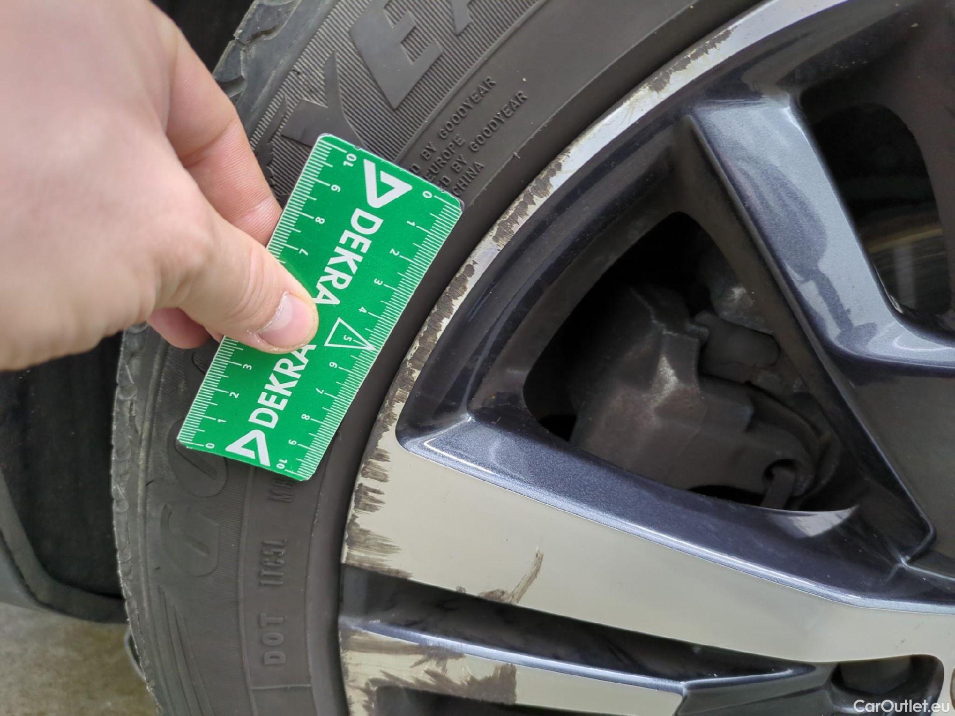  Peugeot  3008  Allure Business 1.5 HDi 130CV BVA8 E6d #15