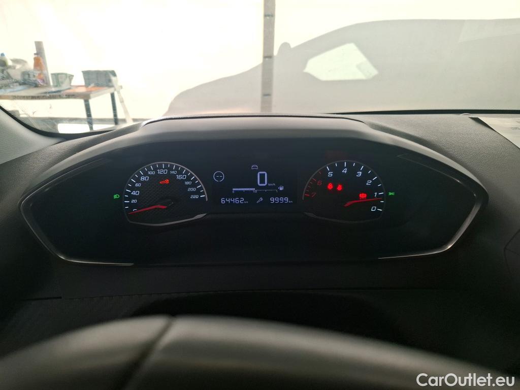  Peugeot  208 PEUGEOT  Affaire / 2019 / 5P / Berline 1.5 BlueHDi 100 S&S Premium #5