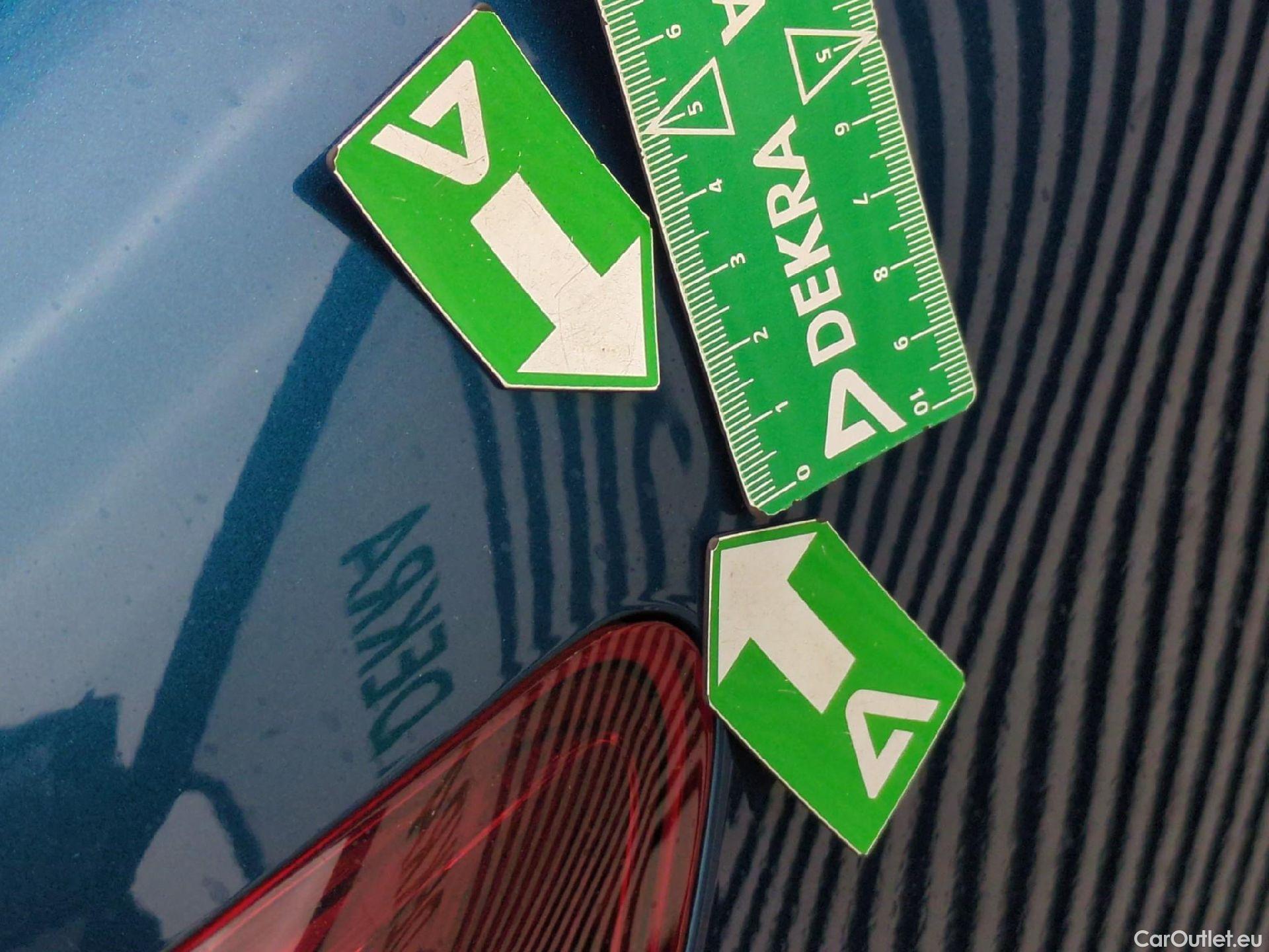  Renault  Arkana RENAULT  / 2021 / 5P / SUV Business TCe 140 EDC #25