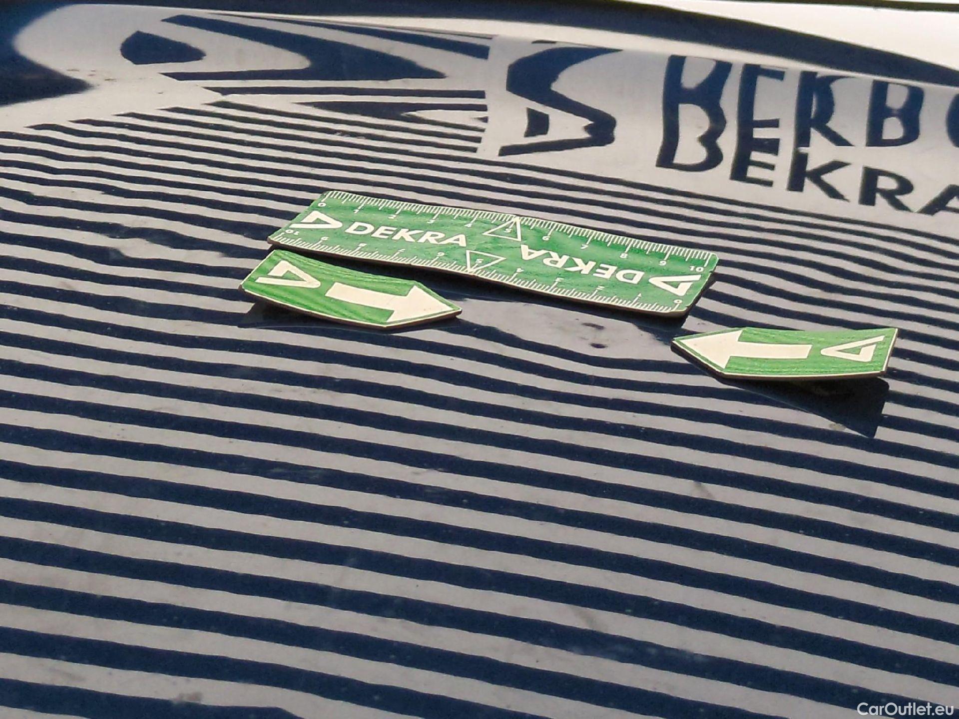  Renault  Arkana RENAULT  / 2021 / 5P / SUV Business TCe 140 EDC #34