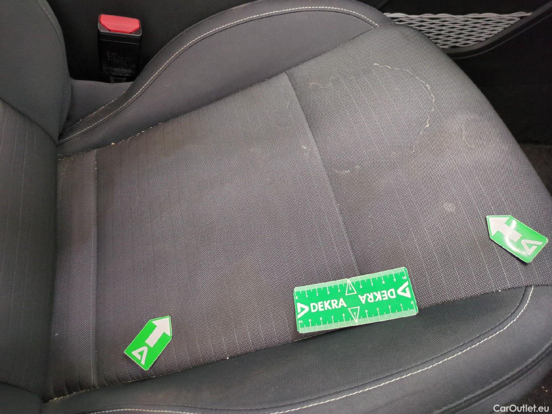  Renault  Arkana RENAULT  / 2021 / 5P / SUV Business TCe 140 EDC #14