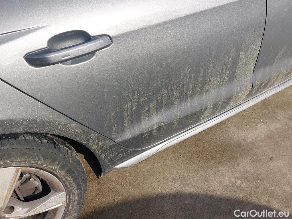  Audi  A4 AUDI  / 2019 / 5P / familiar Avant Advanced 35 TDI 120kW S tronic #12