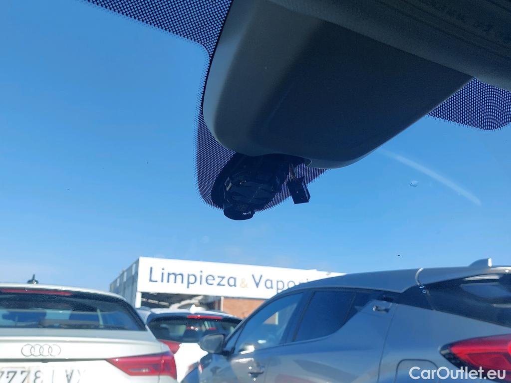  Audi  A4 AUDI  / 2019 / 5P / familiar Avant Advanced 35 TDI 120kW S tronic #1