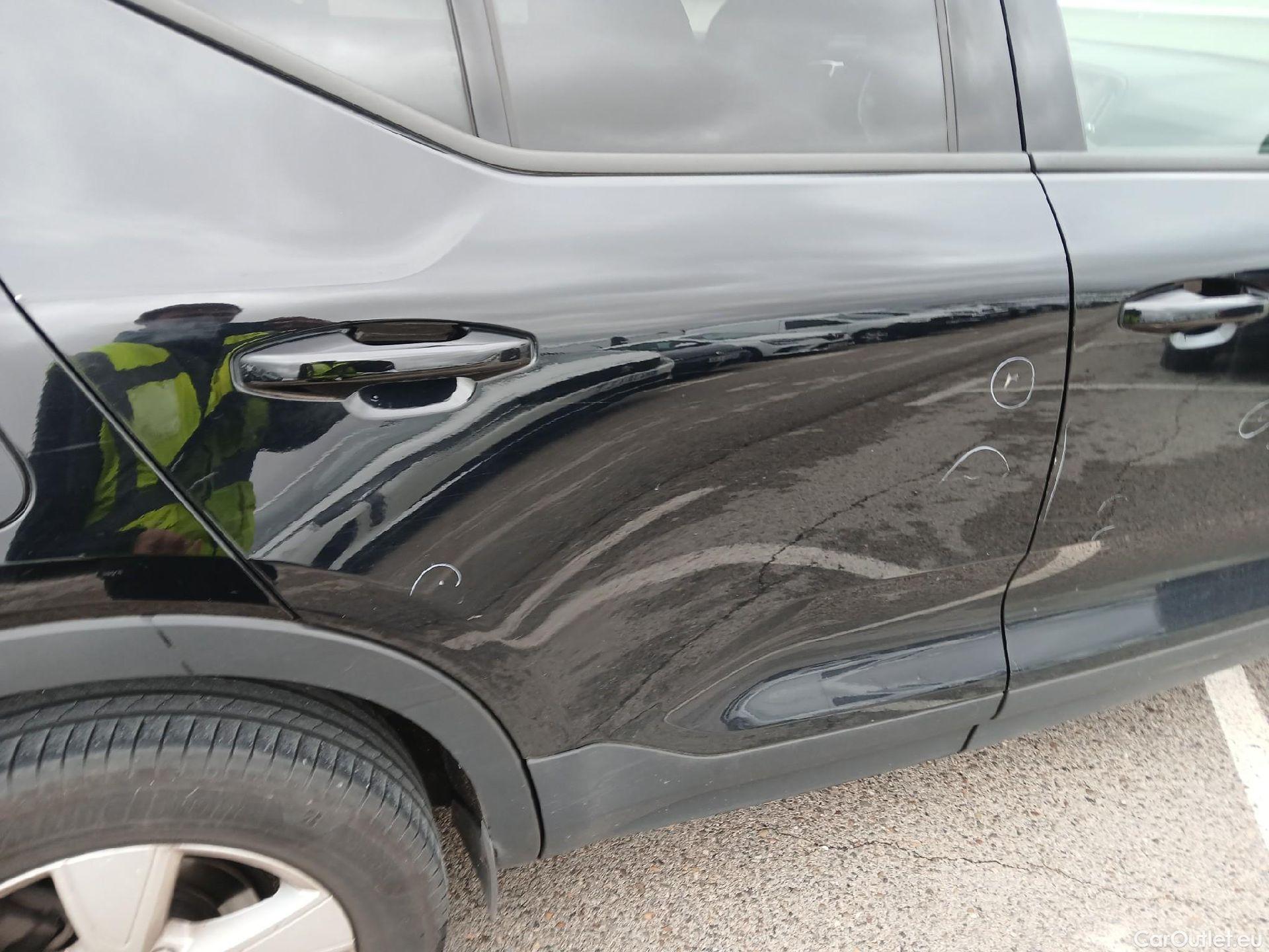  Volvo  XC 40 VOLVO XC40 / 2017 / 5P / todoterreno 2.0 D3 #27