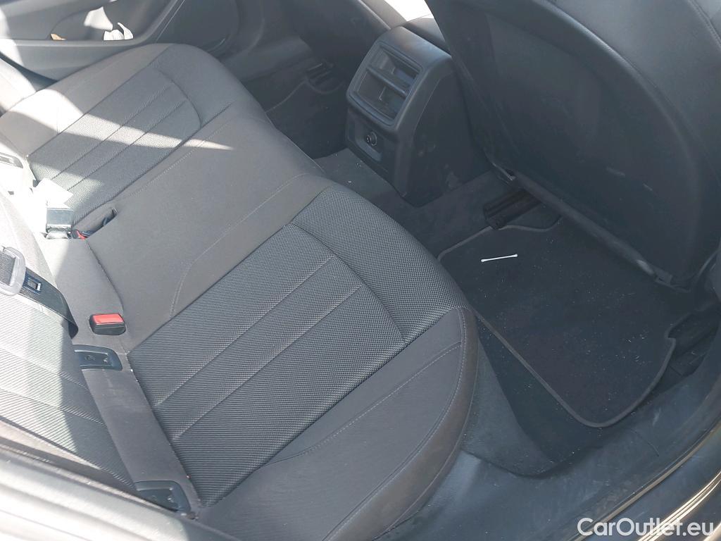  Audi  A4 AUDI  / 2019 / 5P / familiar Avant Advanced 35 TDI 120kW S tronic #20