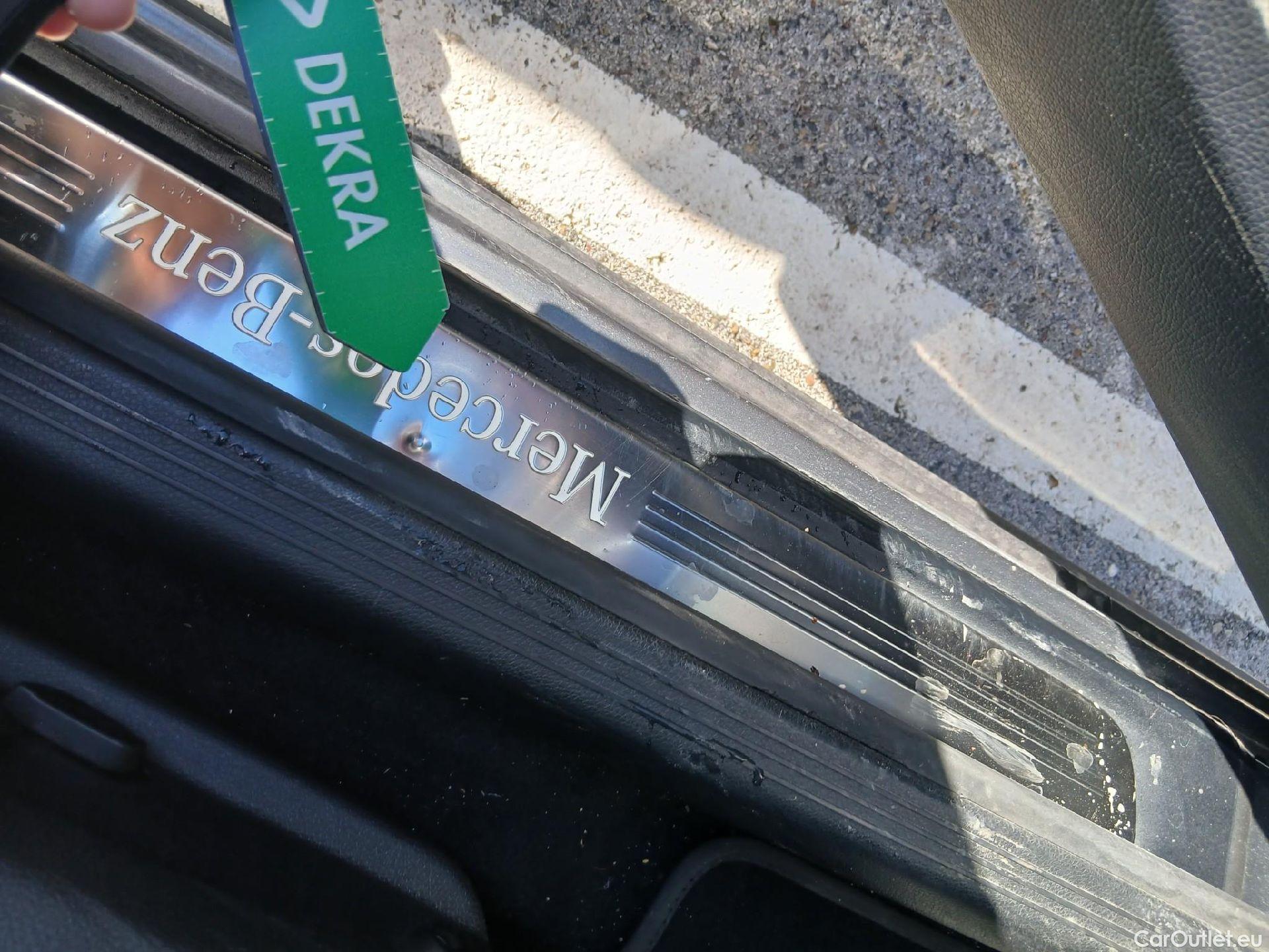  Mercedes  C-Klasse MERCEDES-BENZ Clase C / 2018 / 2P / cabrio Cabrio C 220 d #18