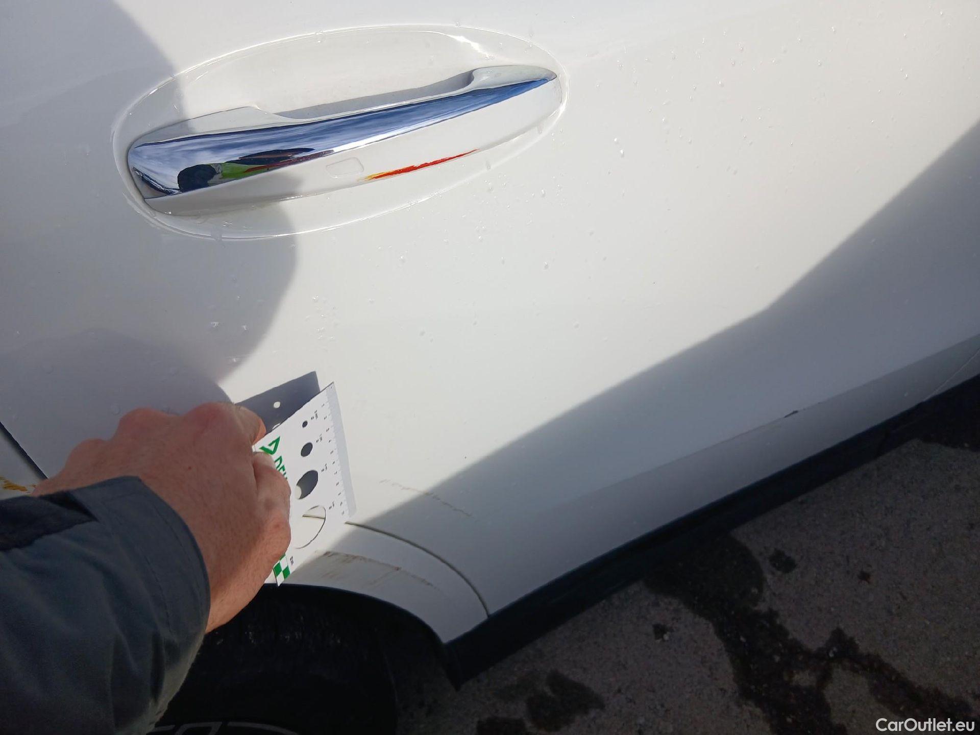  Mercedes  GLA Clase   250 e (247.785)AMG 1.3 AMG Line 220CV AT8 6E #18