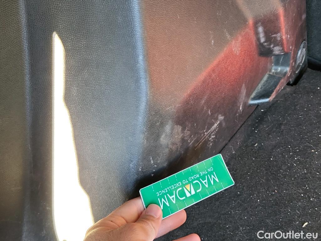  Peugeot  2008 PEUGEOT  / 2019 / 5P / todoterreno Active Pack Puretech 100 S&S BVM6 #22