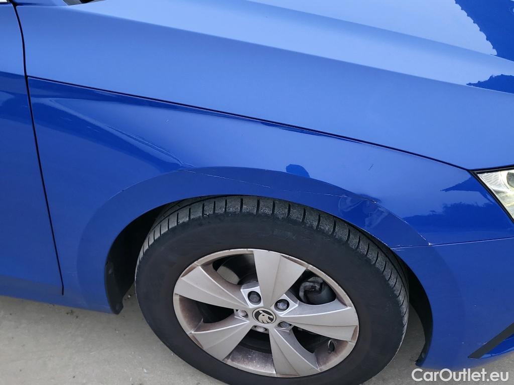  Skoda  Octavia SKODA  / 2020 / 5P / berlina con portón 2.0 TDI 110kW (150CV) Manual Ambition #4