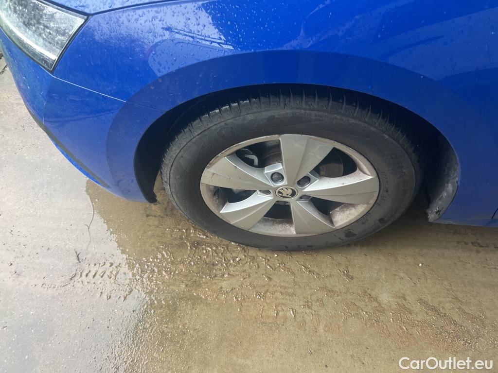  Skoda  Octavia SKODA  / 2020 / 5P / berlina con portón 2.0 TDI 85kW (115 CV) Manual Ambition #18