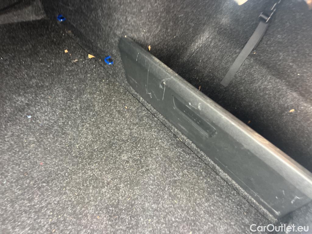  Skoda  Octavia SKODA  / 2020 / 5P / berlina con portón 2.0 TDI 85kW (115 CV) Manual Ambition #24