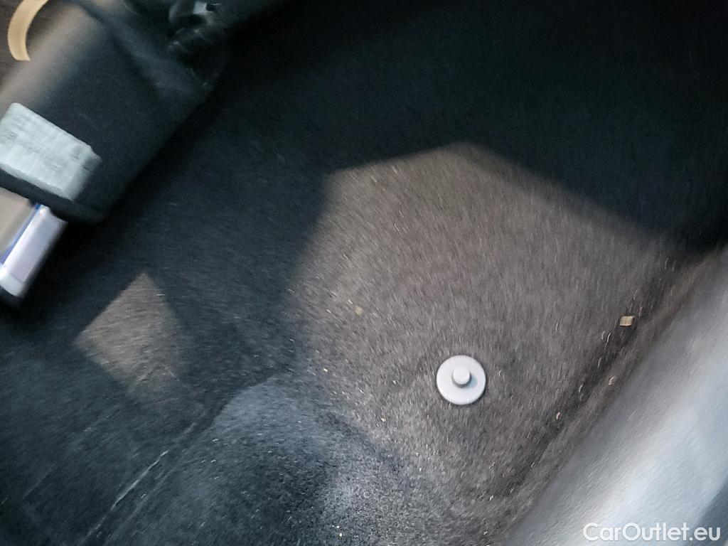  Skoda  Octavia SKODA  / 2020 / 5P / berlina con portón 2.0 TDI 110kW (150CV) Manual Ambition #8