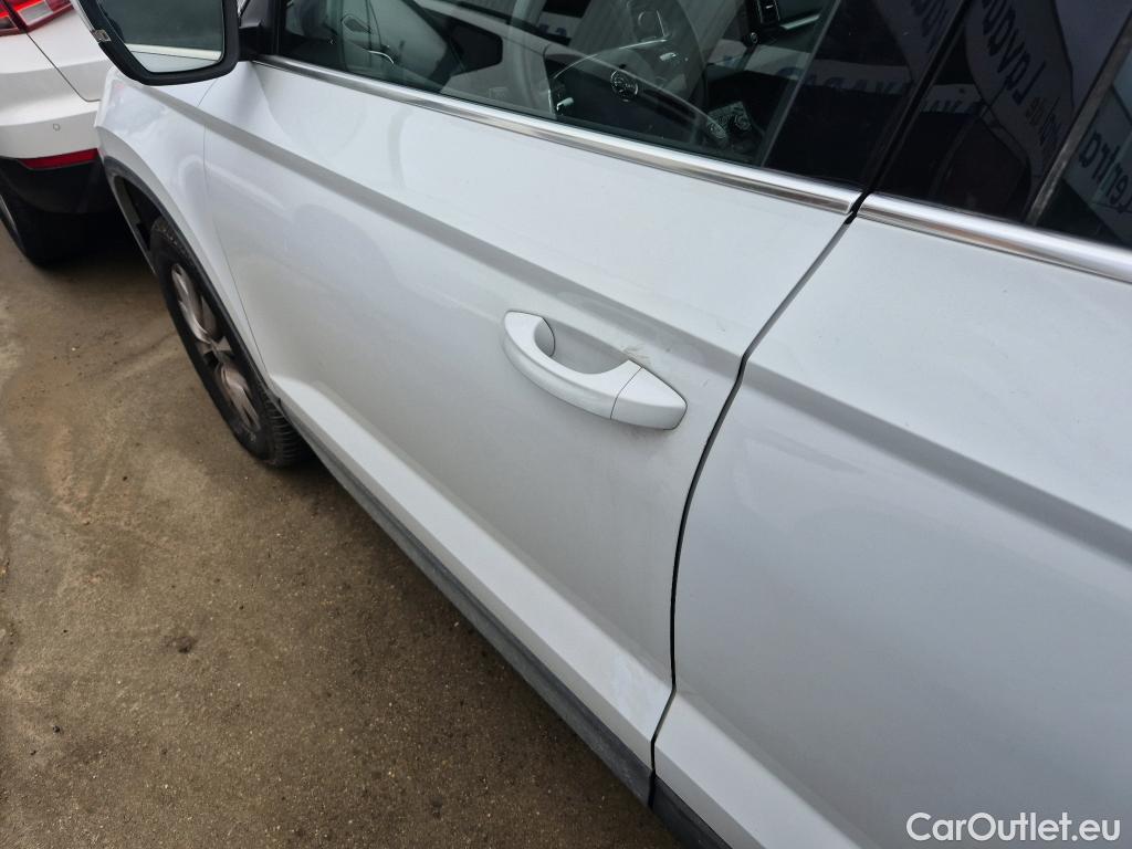  Skoda  Karoq SKODA  / 2021 / 5P / todoterreno 2.0 TDI 85kW (115CV) Ambition (AC) #10