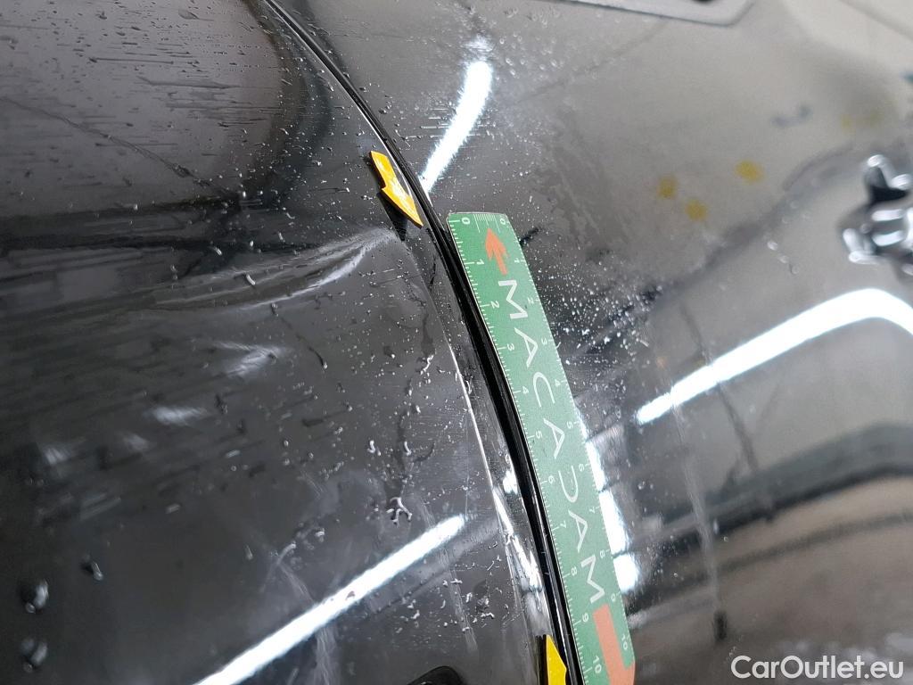  Citroen  C4  X Shine 1.2 PureTech 130CV BVA8 6E #3