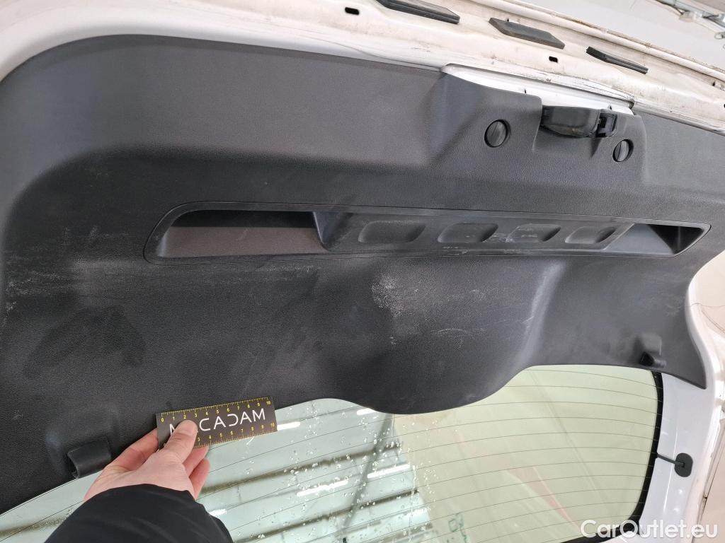  Citroen  C3  Feel Pack 1.2 PureTech 110CV BVM6 E6d #14