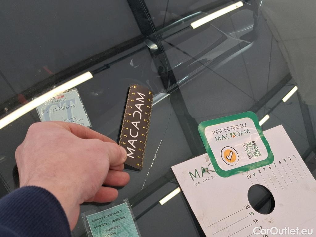  Peugeot  208  Signature 1.2 PureTech 80CV BVM5 E6dT #4